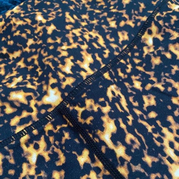 NWOT WeWoreWhat Tortoise Shell High Waist Legging - Picture 7 of 7